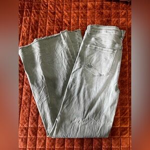 Elegant Women's Gray Wide Leg Jeans